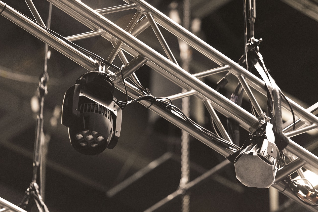 stainless, light, metal, ceiling, event, performance, concert, brown event, brown concert, brown metal, event, event, event, event, event